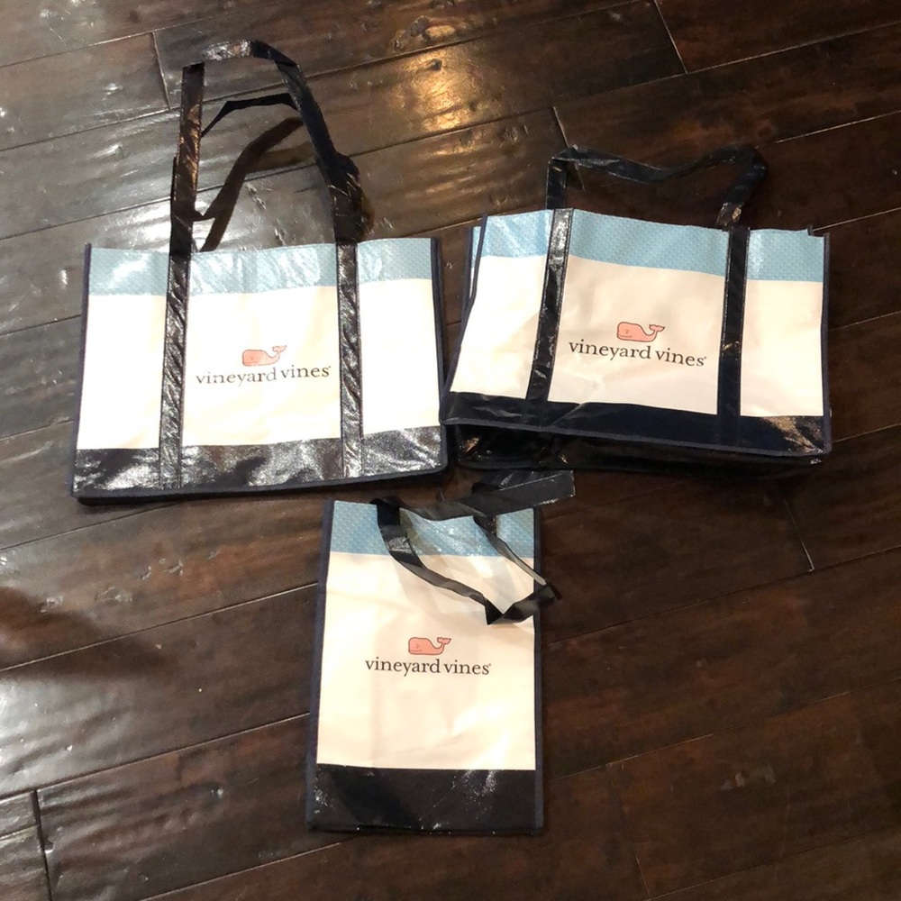Bundle of three Vineyard Vines bags